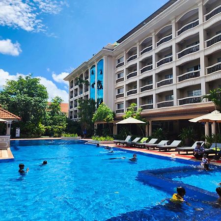 Hotel Somadevi Angkor Resort & Spa Siem Reap Zewnętrze zdjęcie