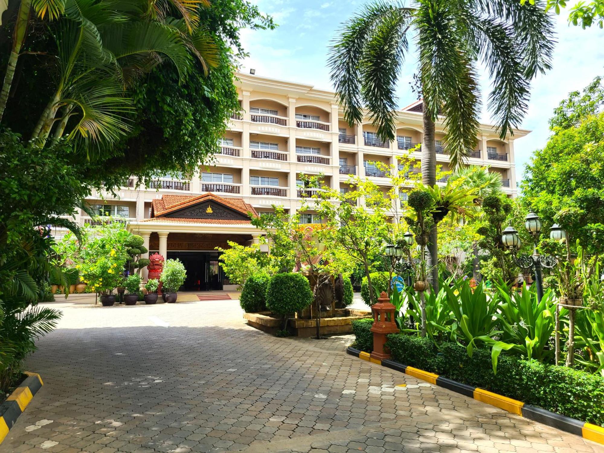 Hotel Somadevi Angkor Resort & Spa Siem Reap Zewnętrze zdjęcie