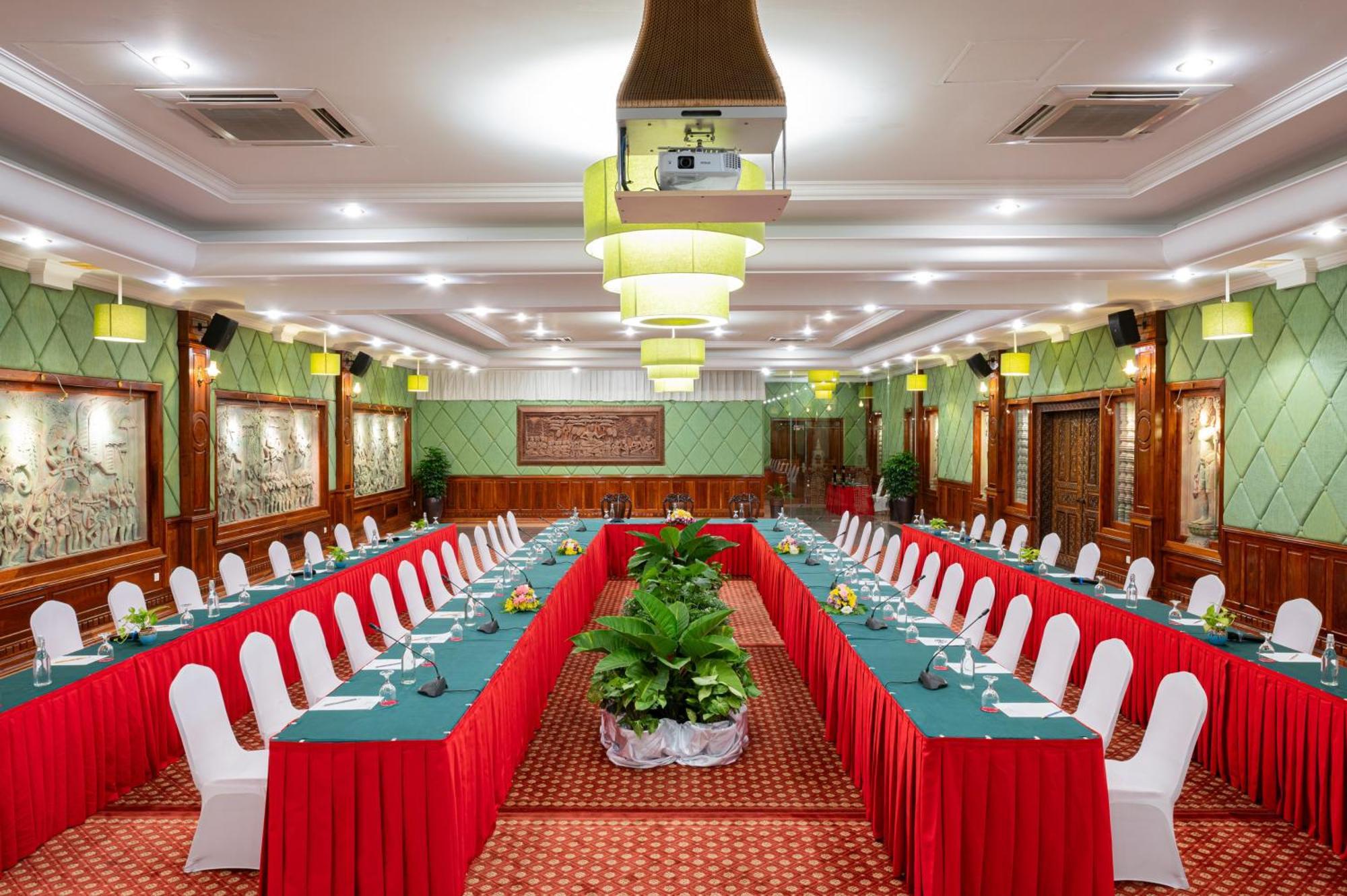 Hotel Somadevi Angkor Resort & Spa Siem Reap Zewnętrze zdjęcie