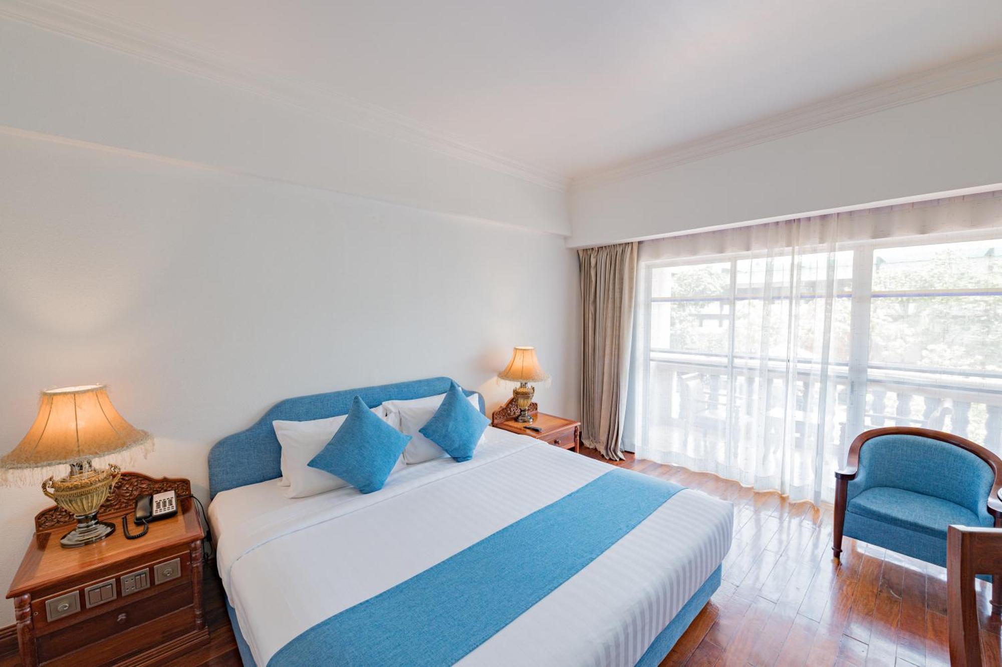 Hotel Somadevi Angkor Resort & Spa Siem Reap Zewnętrze zdjęcie